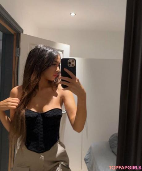 Nidakhan nude leaked OnlyFans photo #13