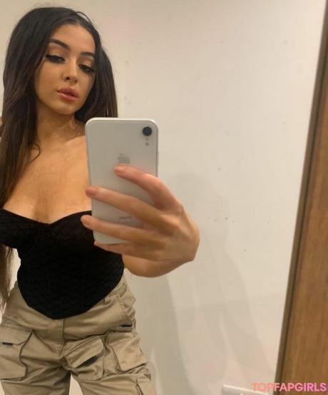 Nidakhan nude leaked OnlyFans photo #14
