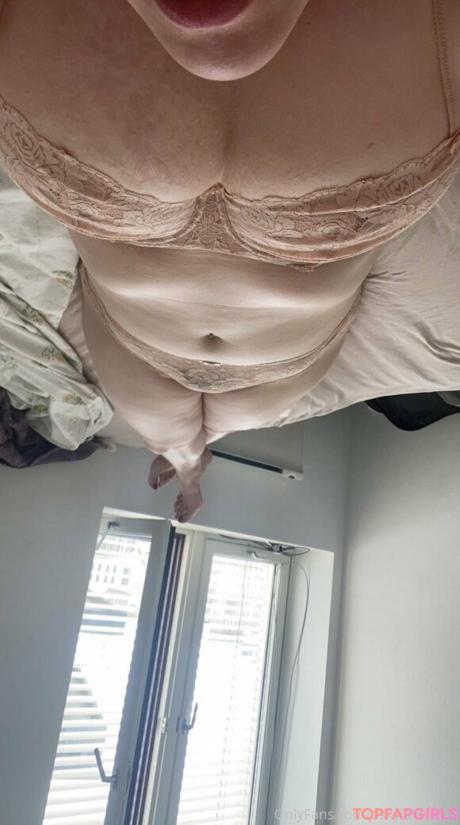 Uskyldigesara nude leaked OnlyFans photo #77