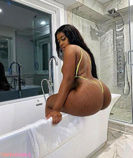 Alana nude leaked OnlyFans photo #8