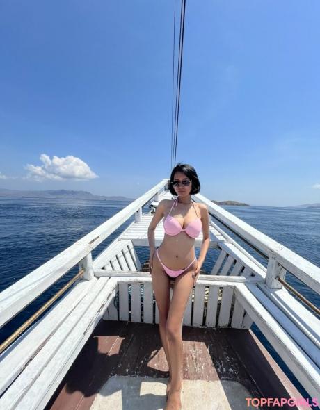 Beystown nude leaked OnlyFans photo #7