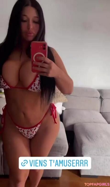 Roxnour nude leaked OnlyFans photo #16