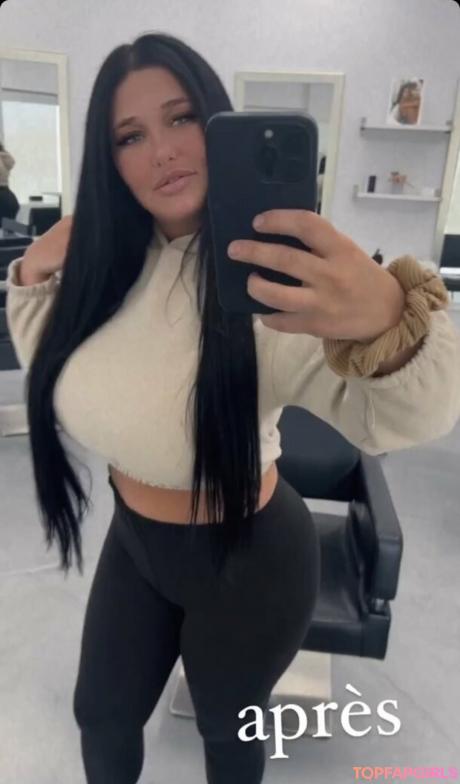 Roxnour nude leaked OnlyFans photo #29