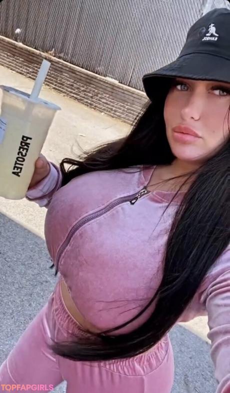 Roxnour nude leaked OnlyFans photo #31