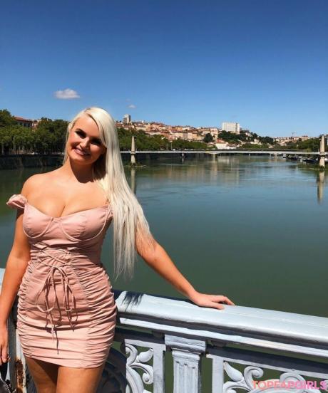 Zandra nude leaked OnlyFans photo #35