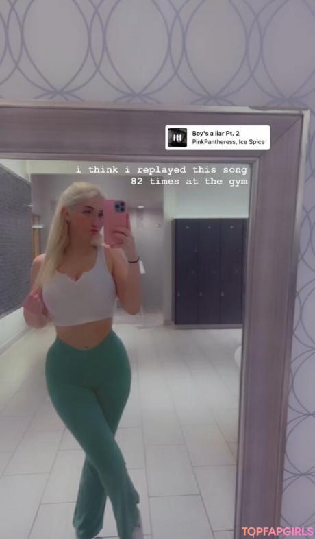 Kayla nude leaked OnlyFans photo #13