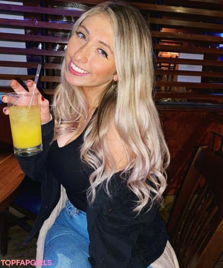 Kayla nude leaked OnlyFans photo #38