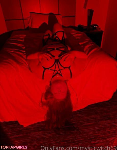 Mysticwitch69 nude leaked OnlyFans photo #76
