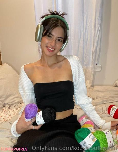 Kozywoolkween nude leaked OnlyFans photo #27