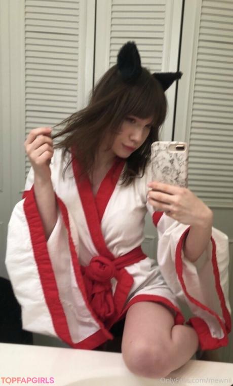 Mewnii nude leaked OnlyFans photo #11