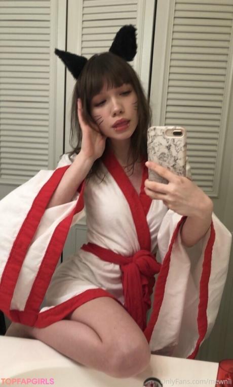 Mewnii nude leaked OnlyFans photo #13
