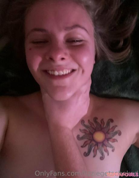 Lizziegetschoked nude leaked OnlyFans photo #11