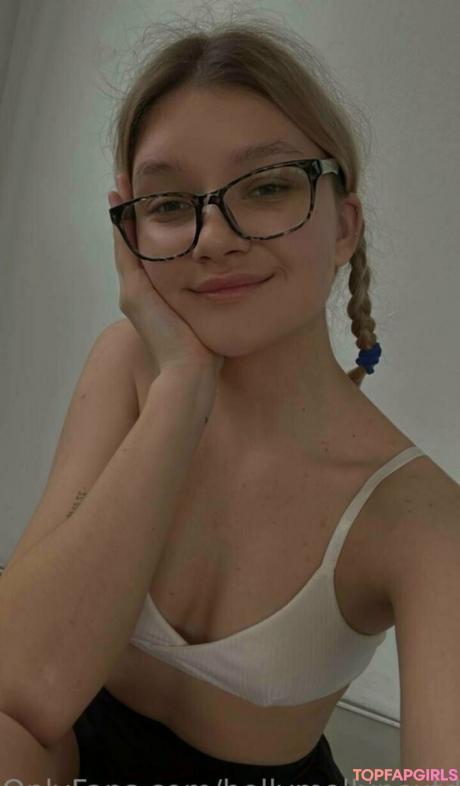 Hollymollynextdoor nude leaked OnlyFans photo #21