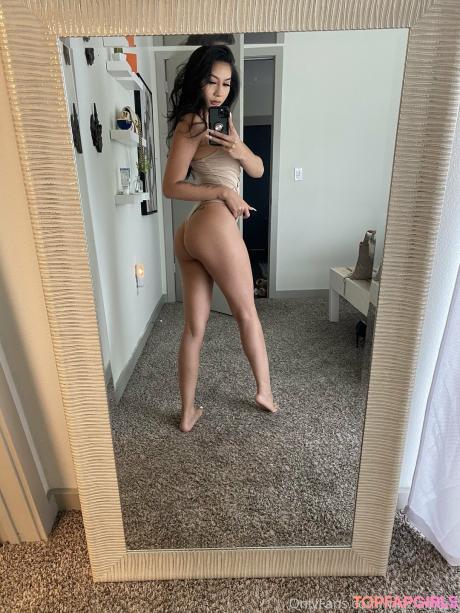 Mizzlamour nude leaked OnlyFans pic