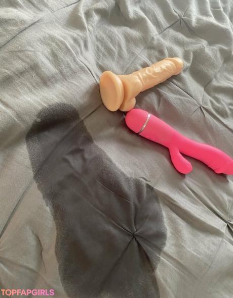 Itsmellybaybee nude leaked OnlyFans photo #30