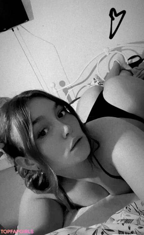 ChloMaw nude leaked OnlyFans photo #3
