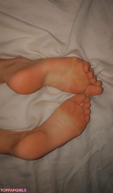 Unigirlfeet nude leaked OnlyFans photo #128