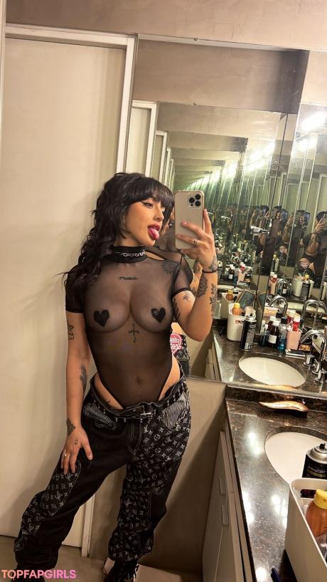 La nude leaked OnlyFans photo #21