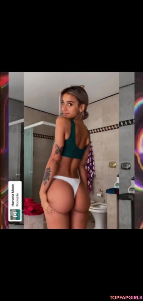 La nude leaked OnlyFans photo #50