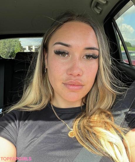 Honey_bee_tivia nude leaked OnlyFans photo #6