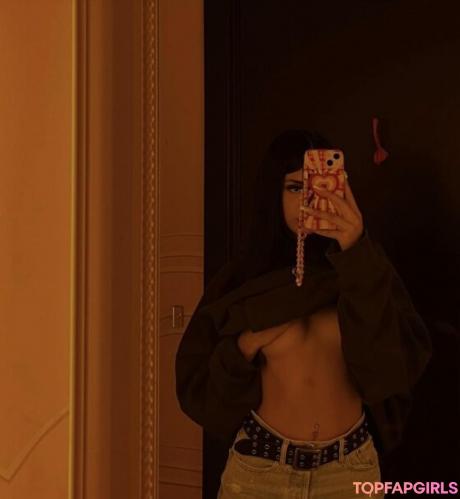Luxuraa nude leaked OnlyFans photo #21