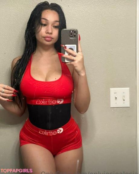 Luxuraa nude leaked OnlyFans photo #43