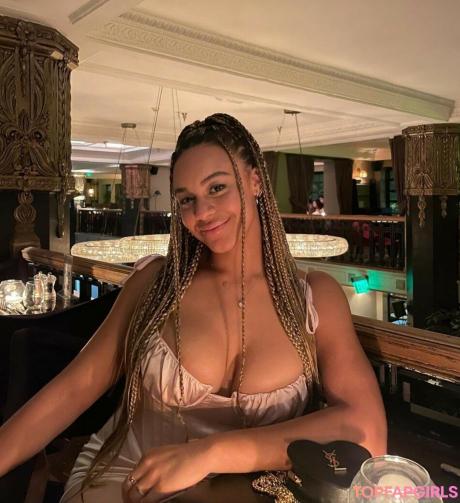 Nia nude leaked OnlyFans photo #1