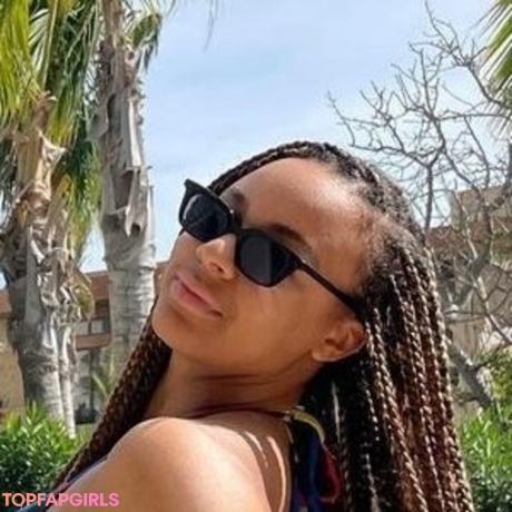 Nia nude leaked OnlyFans photo #11