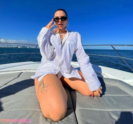 Mae nude leaked OnlyFans photo #15
