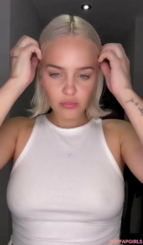 Annemarie nude leaked OnlyFans photo #11