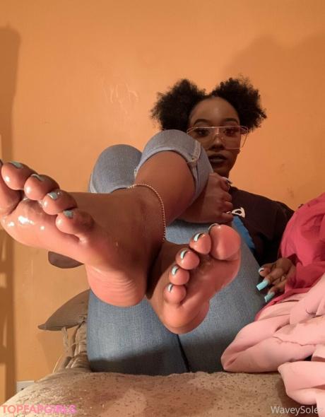 Waveysolezz nude leaked OnlyFans photo #12