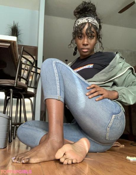 Waveysolezz nude leaked OnlyFans photo #64