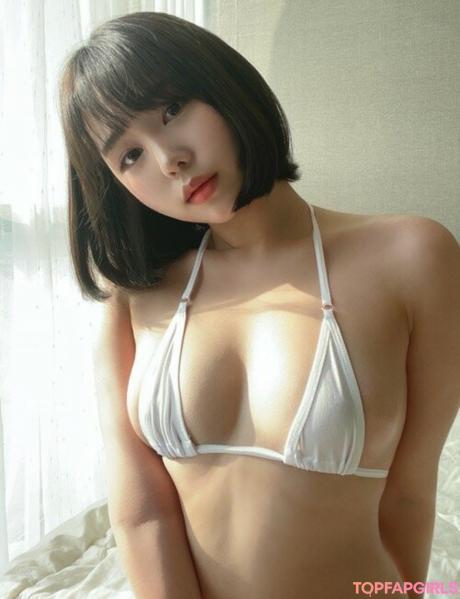 Hyerininng nude leaked OnlyFans photo #4