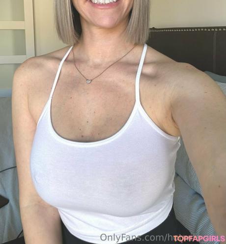 Hotwife_ellie nude leaked OnlyFans photo #237