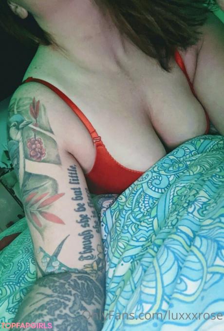 Luxxxrose nude leaked OnlyFans photo #35