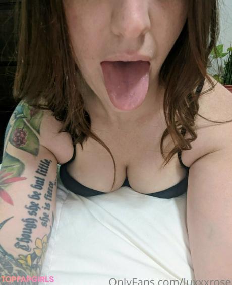 Luxxxrose nude leaked OnlyFans photo #7