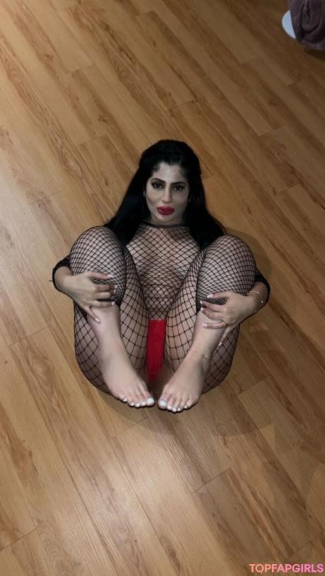 Nadia nude leaked OnlyFans photo #15