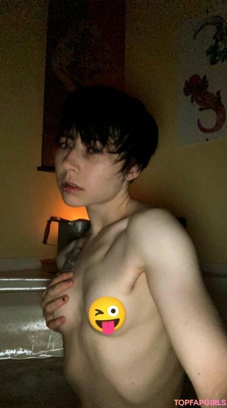 Milkw0lf nude leaked OnlyFans photo #16
