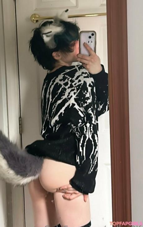 Milkw0lf nude leaked OnlyFans photo #37