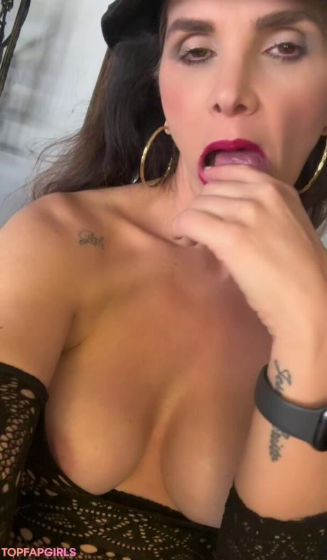 Luiza nude leaked OnlyFans photo #777