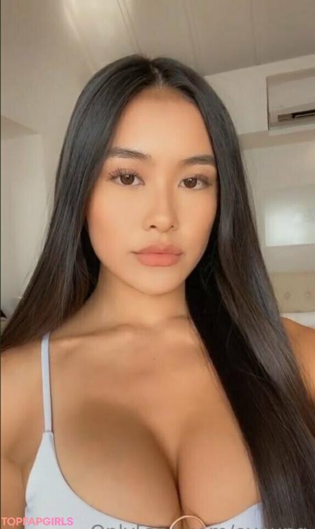 Eyoung nude leaked OnlyFans photo #31