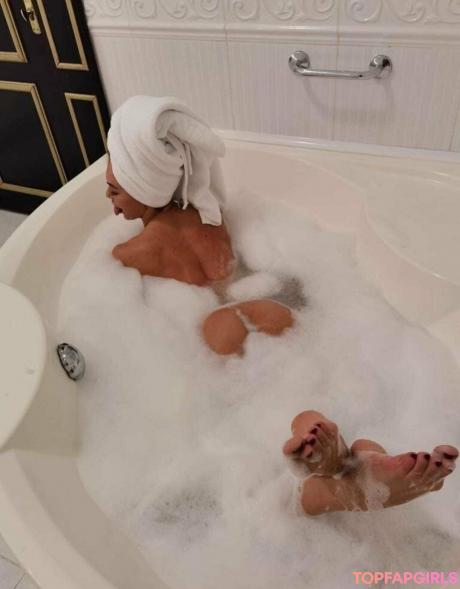 Sophiestorms nude leaked OnlyFans photo #22