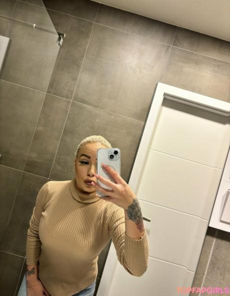 Candyylovee99 nude leaked OnlyFans photo #1