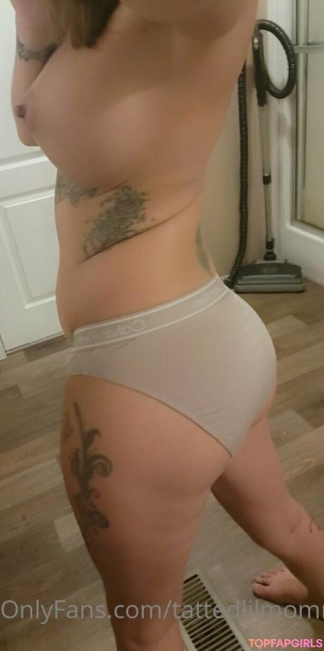 Tattedlilmomma1990 nude leaked OnlyFans photo #27