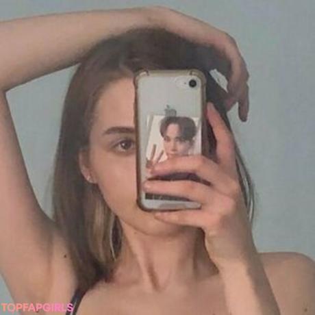 Axaebe nude leaked OnlyFans photo #17