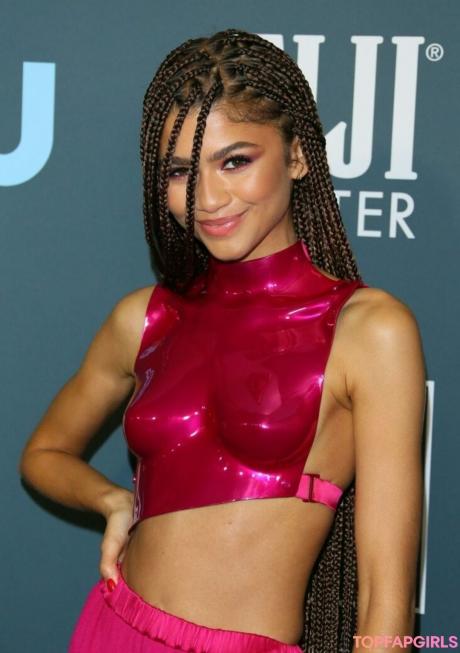 Zendaya nude leaked OnlyFans photo #357