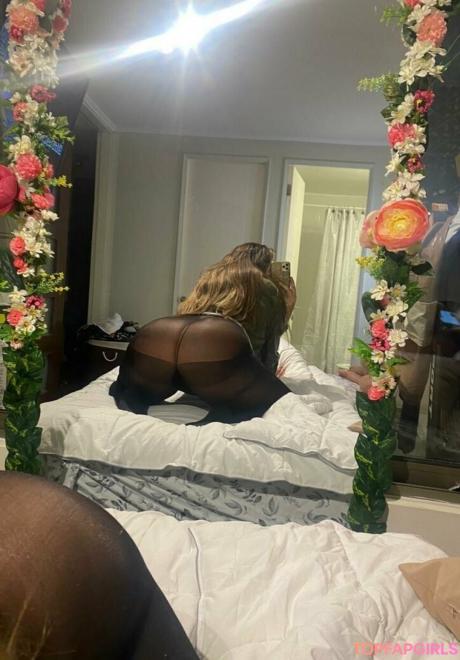 Mariaparr4free nude leaked OnlyFans photo #2