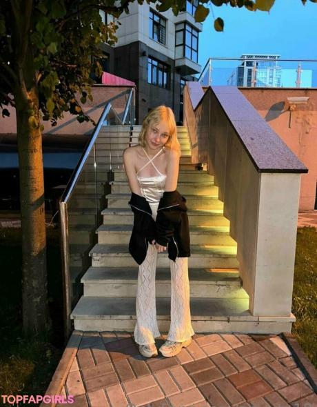 Anyuta18 nude leaked OnlyFans photo #13