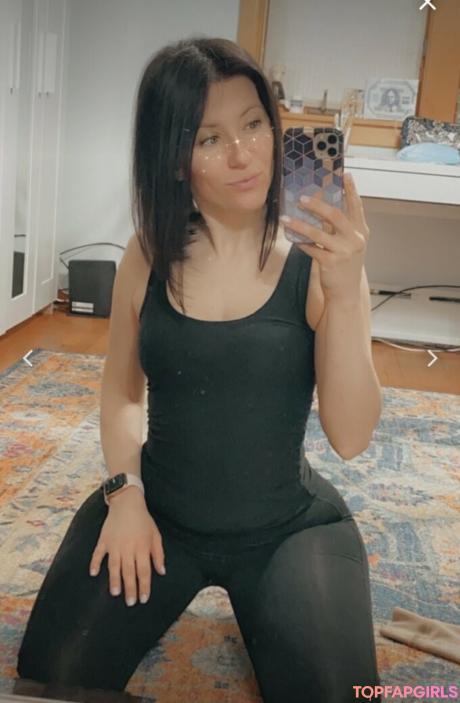 Elle nude leaked OnlyFans photo #24