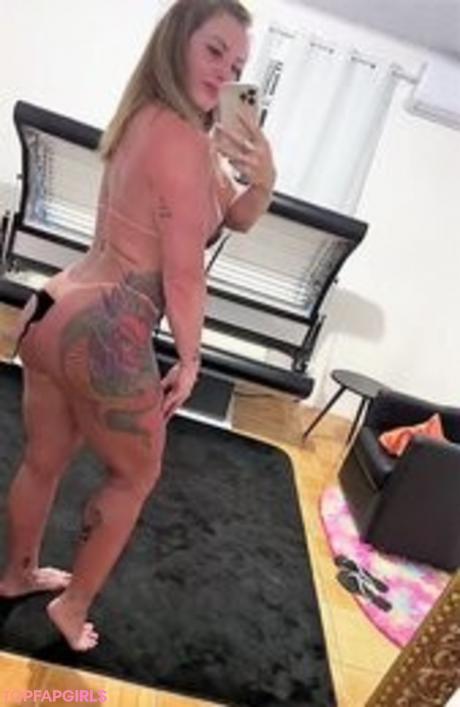 Carla nude leaked OnlyFans photo #3